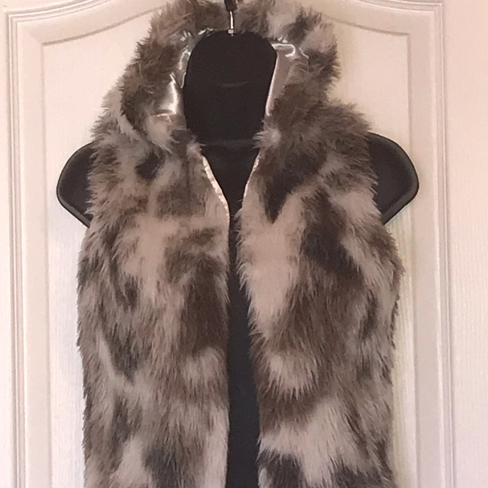 Faux fur vest with matching boots